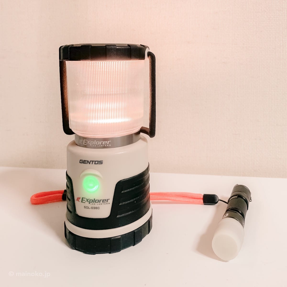 ジェントス LED ランタン 【3色切替/連続点灯14時間/防滴】 SOL-036C